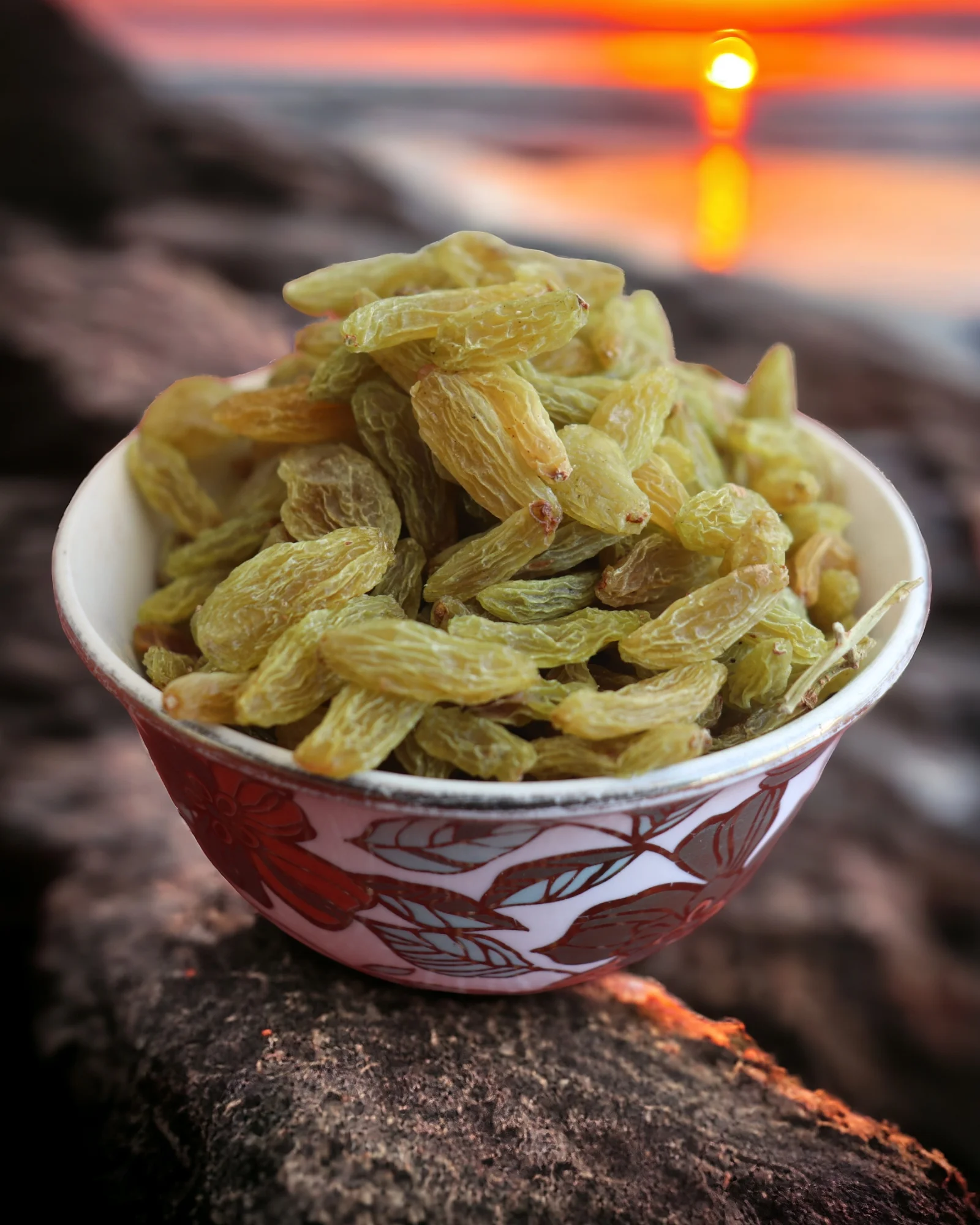 Kashmiri Jambo Green Kishmish
